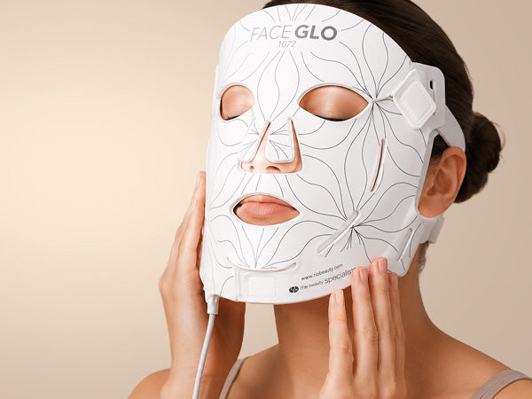 FaceGLO con maschera alla clorofilla Photology